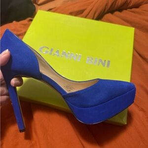 Gianni Bini Royal Blue Platform Heels